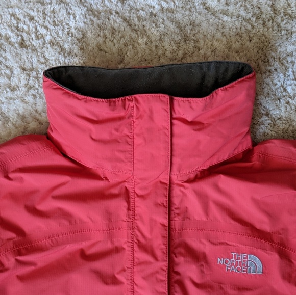 North Face Rain Jacket - Picture 3 of 5